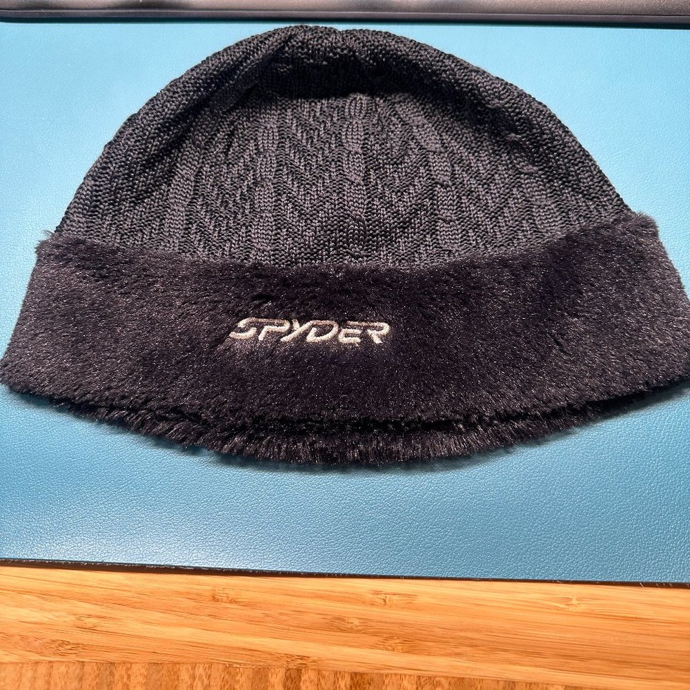 Spyder Women's Cable Knit Beanie Hat Black